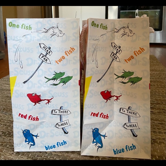 NEW Lot Of 2 Dr Seuss Gift Bags (One Fish, Etc) - Picture 2 of 9